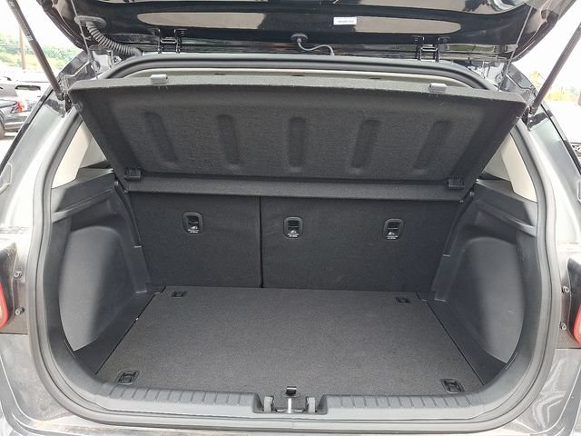 Certified 2026 Hyundai Venue SEL FWD image 28