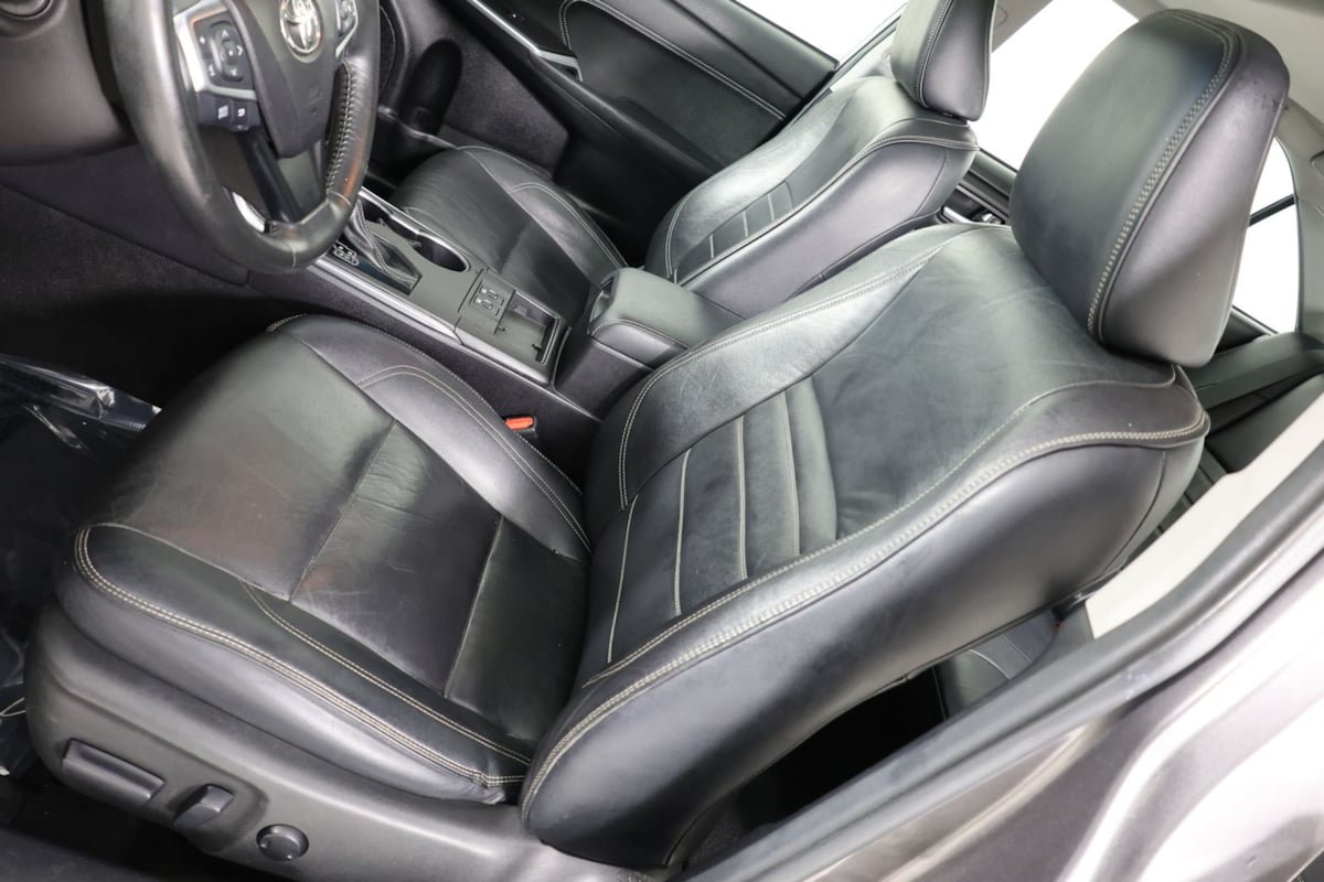 Used 2015 Toyota Camry XLE FWD image 10