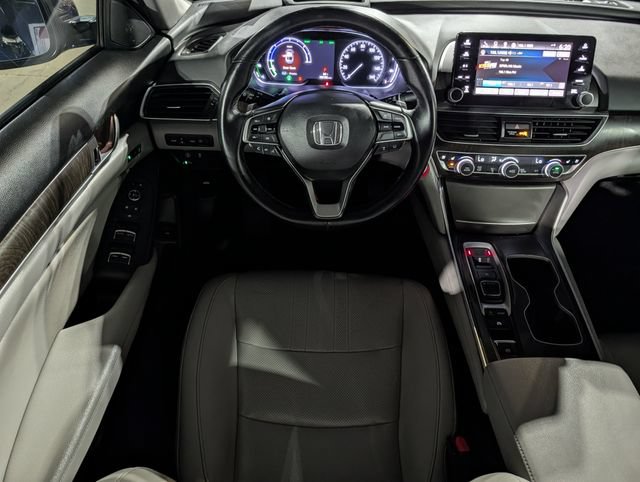 Used 2019 Honda Accord Touring image 11