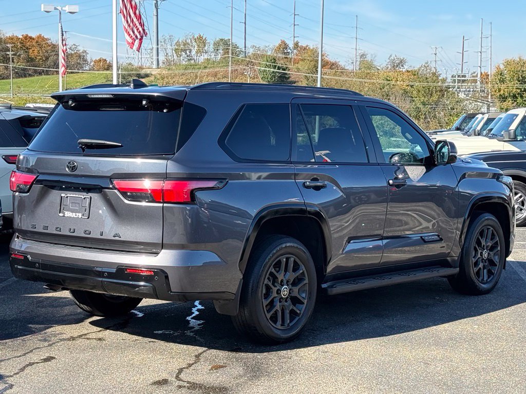 Used 2024 Toyota Sequoia Platinum AWD/4WD image 34