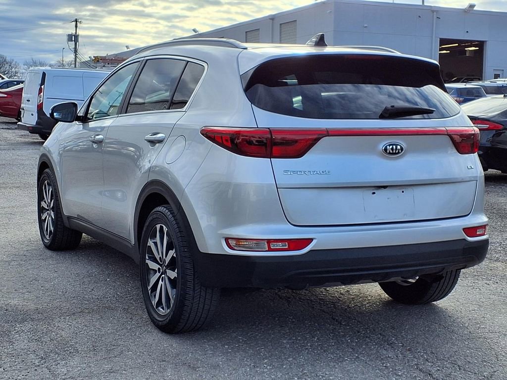 Used 2017 Kia Sportage EX w/ EX Premium Package image 6