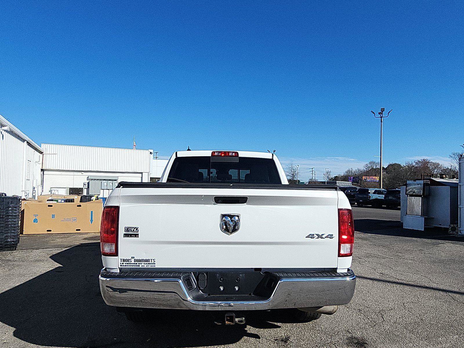 Used 2019 RAM 1500 Classic SLT image 4