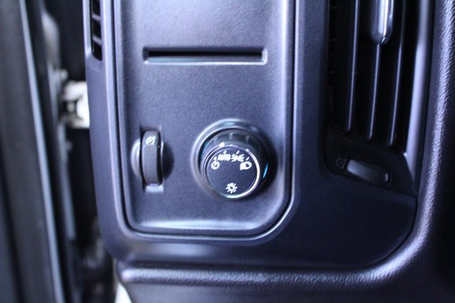 Used 2015 Chevrolet Silverado 2500 W/T image 10