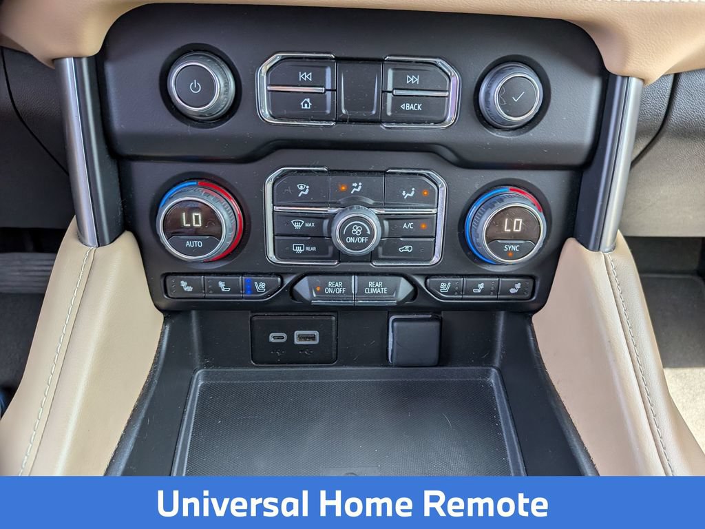 Used 2024 Chevrolet Suburban Premier AWD/4WD image 18