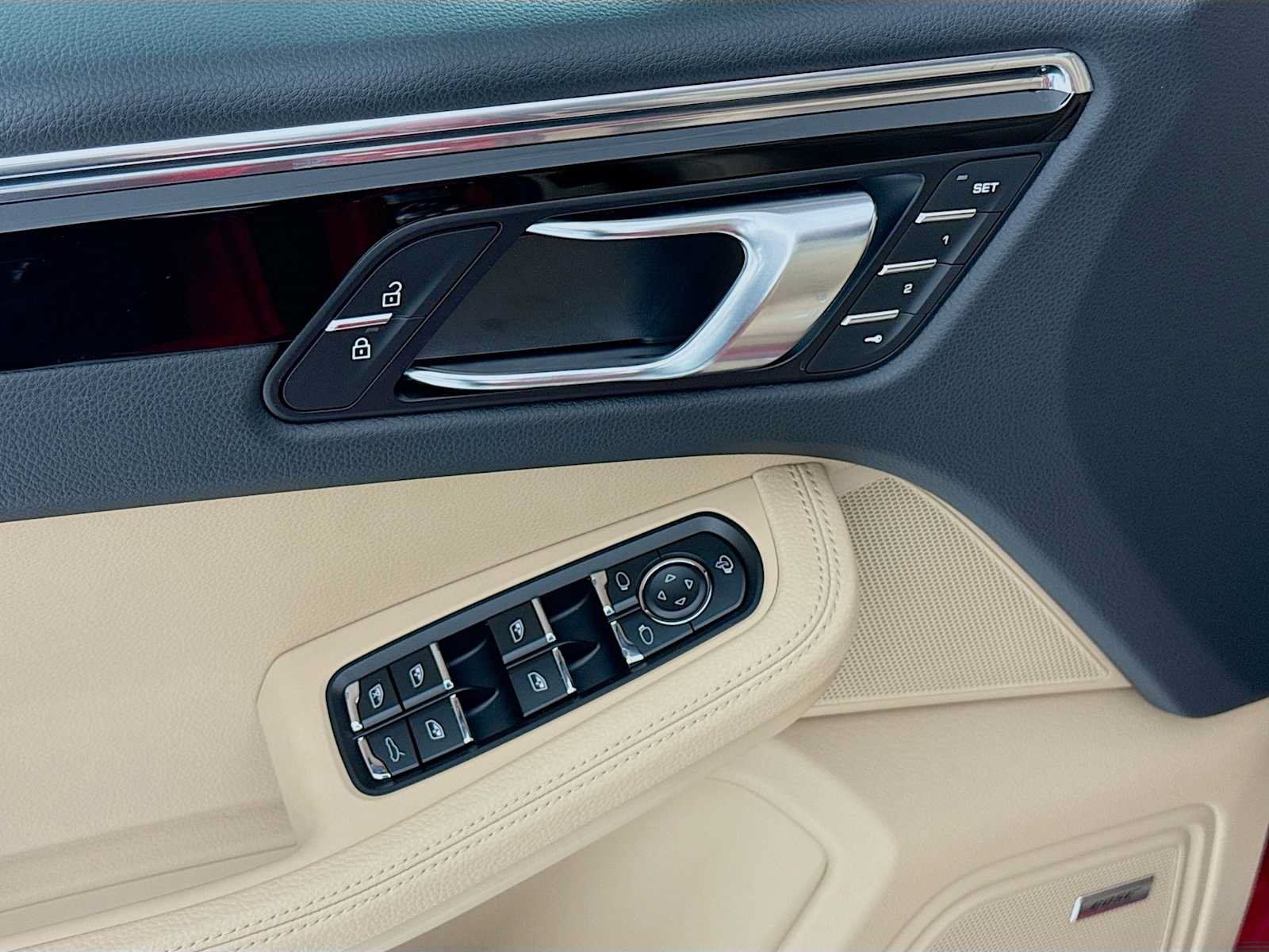 New 2026 Porsche Macan AWD/4WD image 11