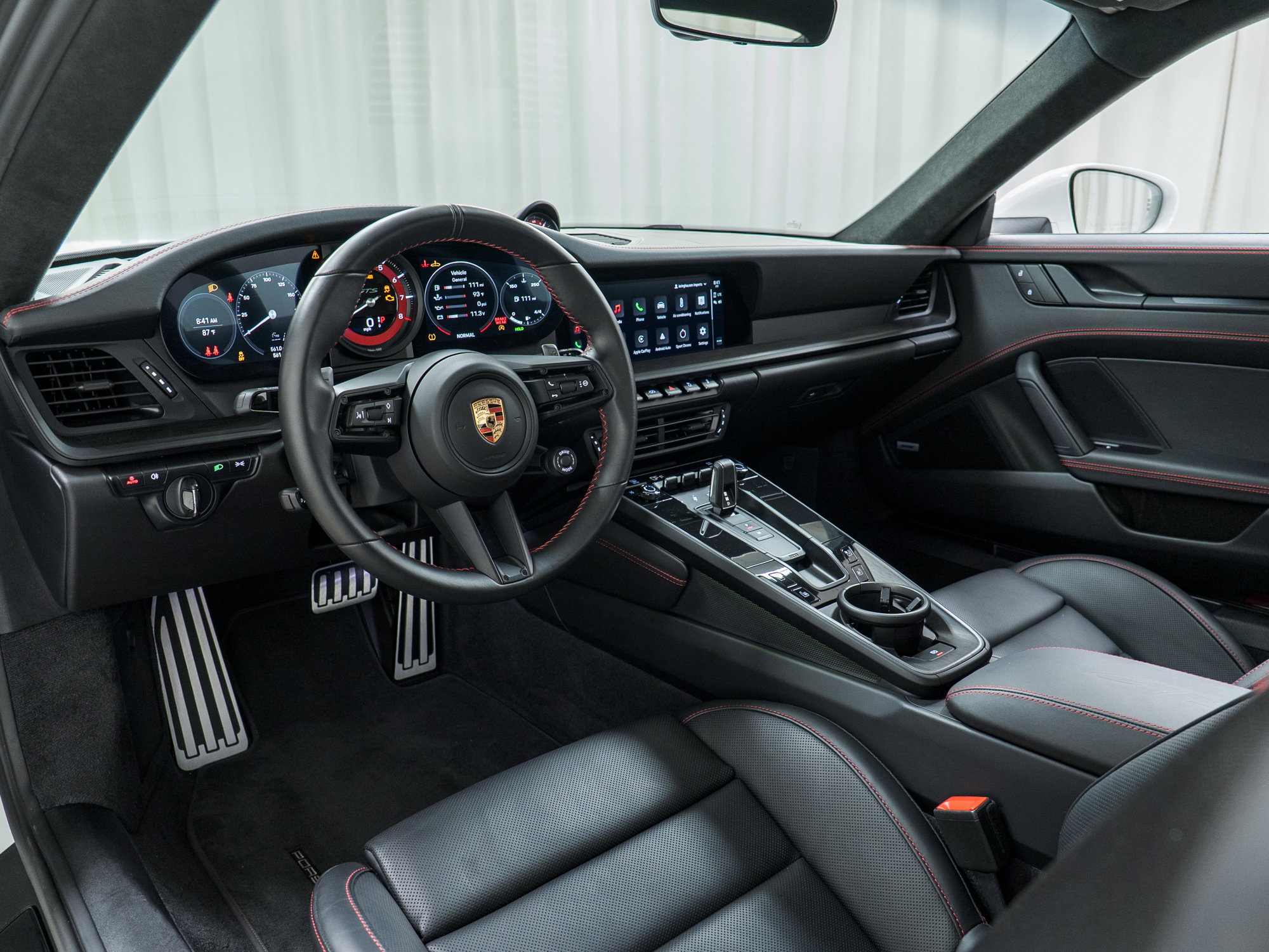 Certified 2024 Porsche 911 Carrera GTS image 4