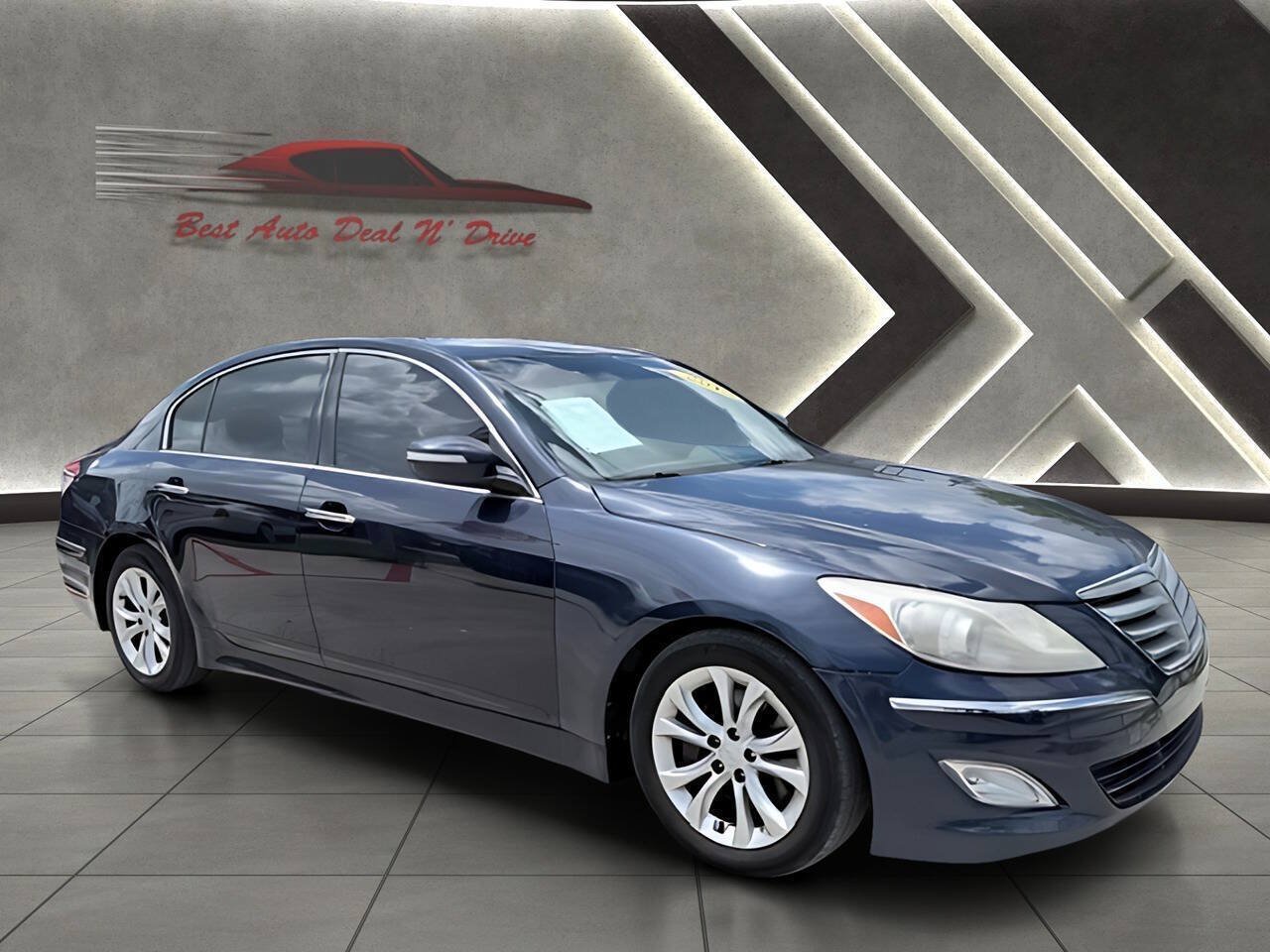 Used 2013 Hyundai Genesis 3.8 RWD image 1