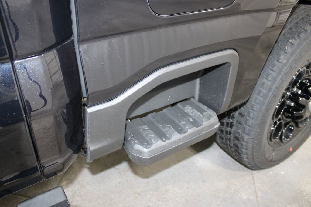New 2026 Ford F250 Lariat w/ Black Appearance Package image 27