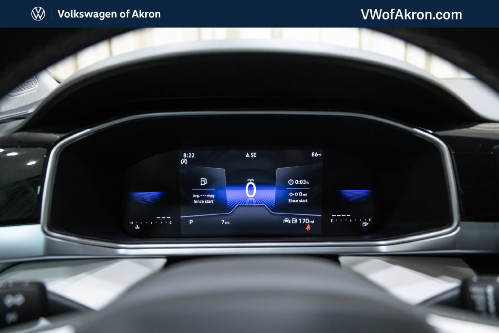 New 2026 Volkswagen Taos SE FWD image 19