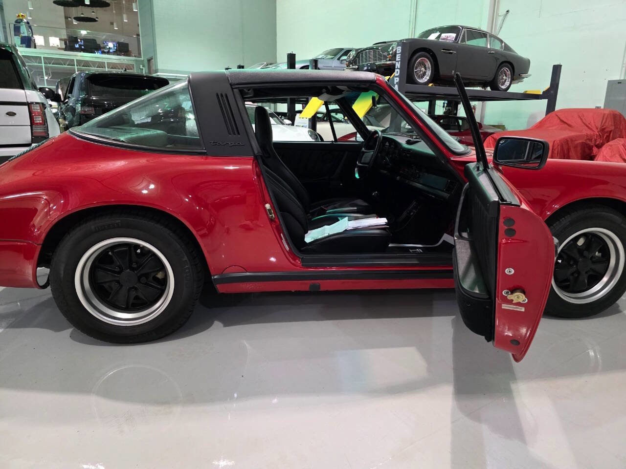 Used 1987 Porsche 911 Carrera RWD image 31