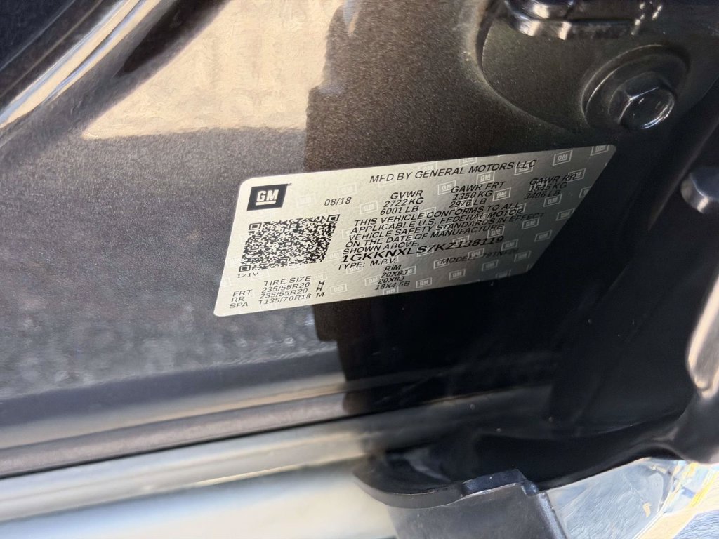 Used 2019 GMC Acadia Denali w/ Technology Package AWD/4WD image 26