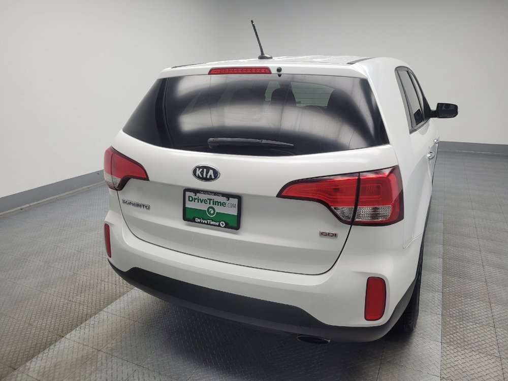 Used 2015 Kia Sorento LX image 7