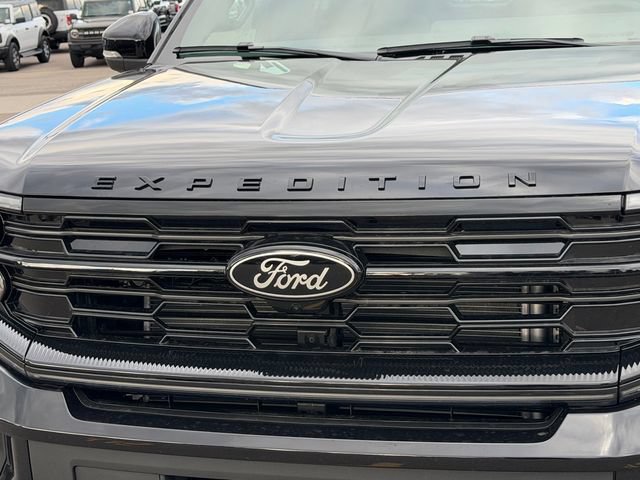 New 2026 Ford Expedition Max Platinum w/ Stealth Appearance Package AWD/4WD image 3