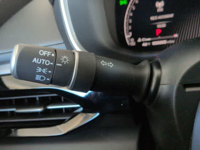Certified 2026 Acura MDX FWD w/ Technology Package image 29