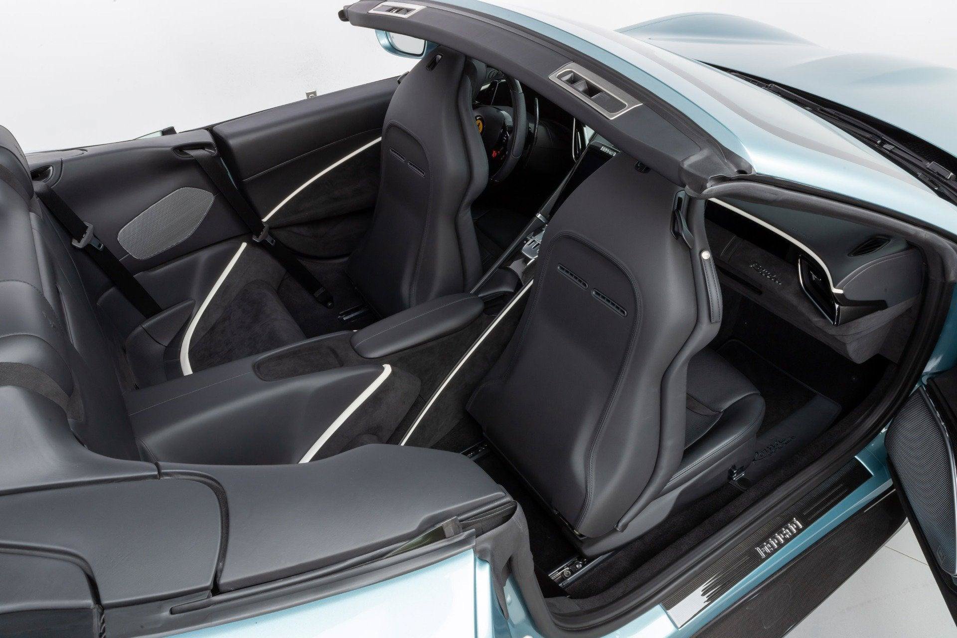 Certified 2024 Ferrari Roma Spider RWD image 39