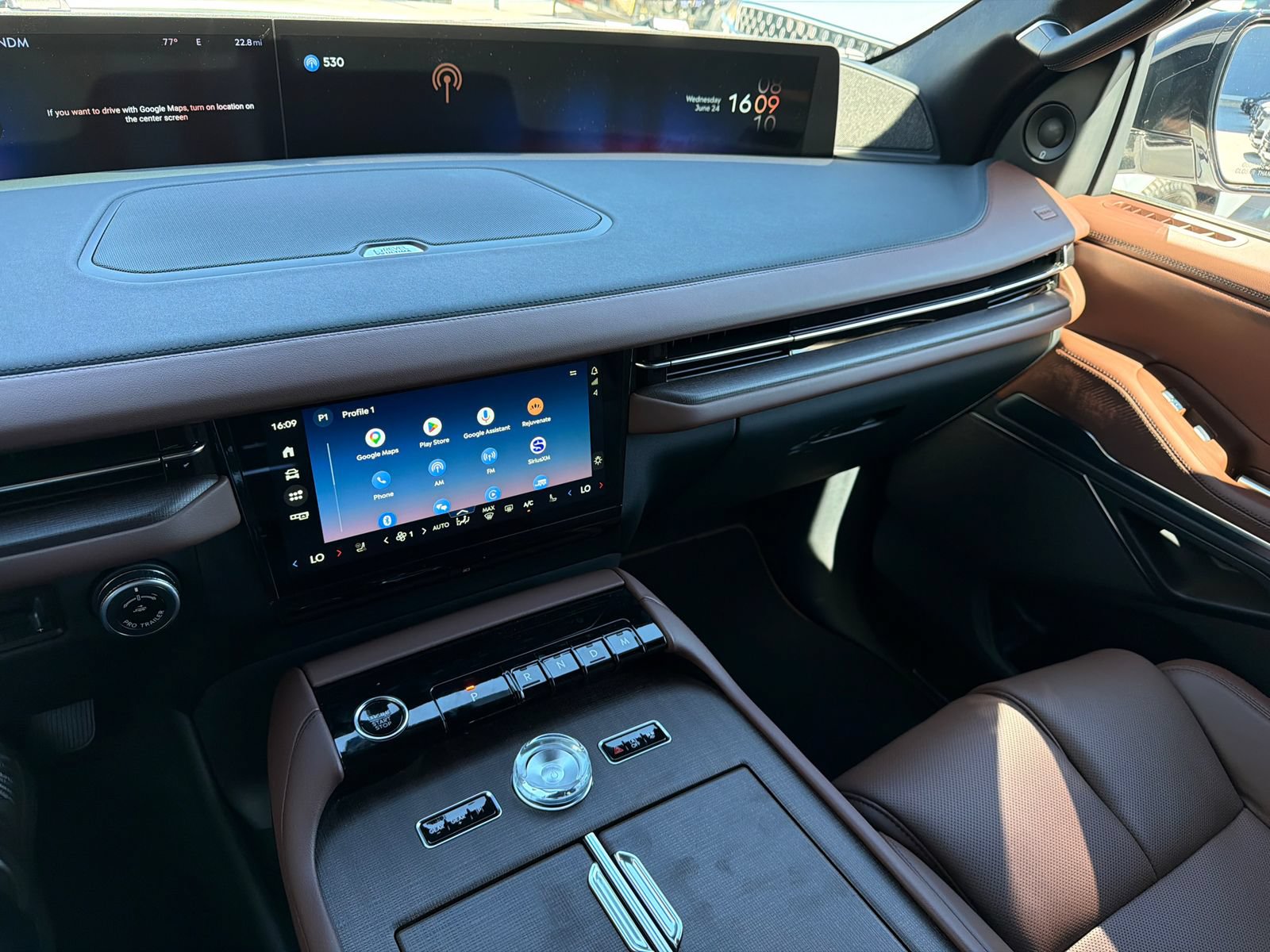 New 2026 Lincoln Navigator Reserve AWD/4WD image 26