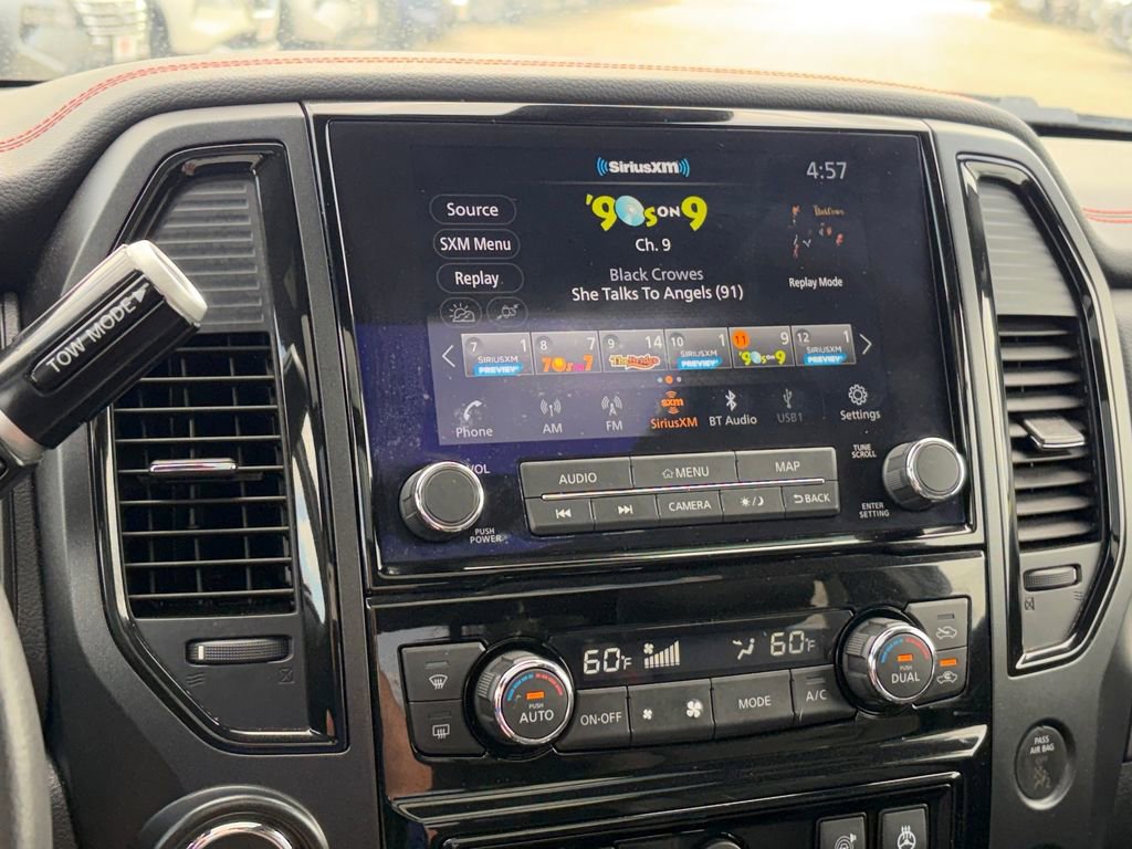 Used 2024 Nissan Titan PRO-4X w/ Pro-4x Convenience Package image 16