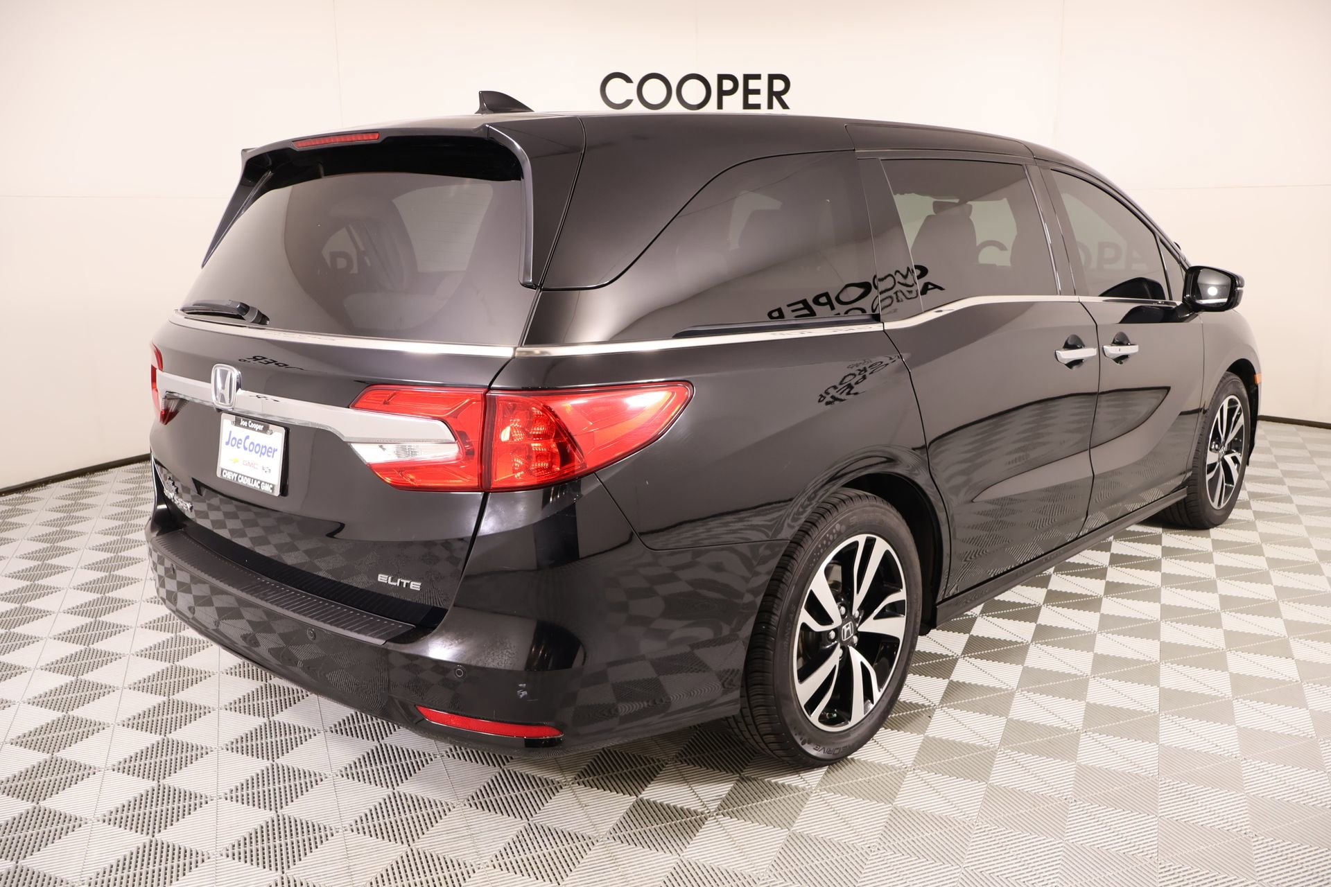 Used 2020 Honda Odyssey Elite image 23