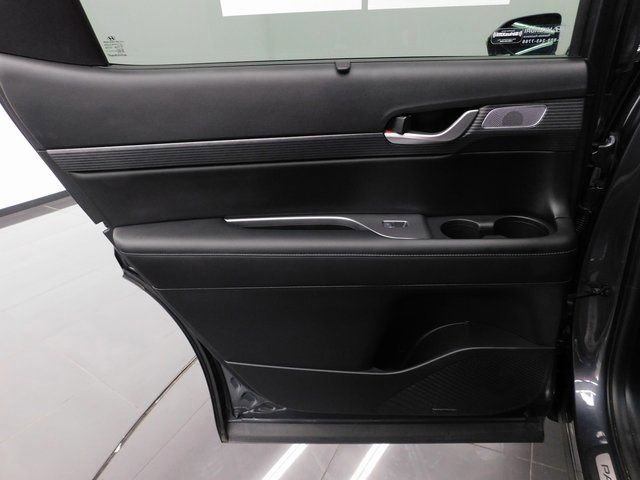 Used 2024 Hyundai Palisade Limited image 30