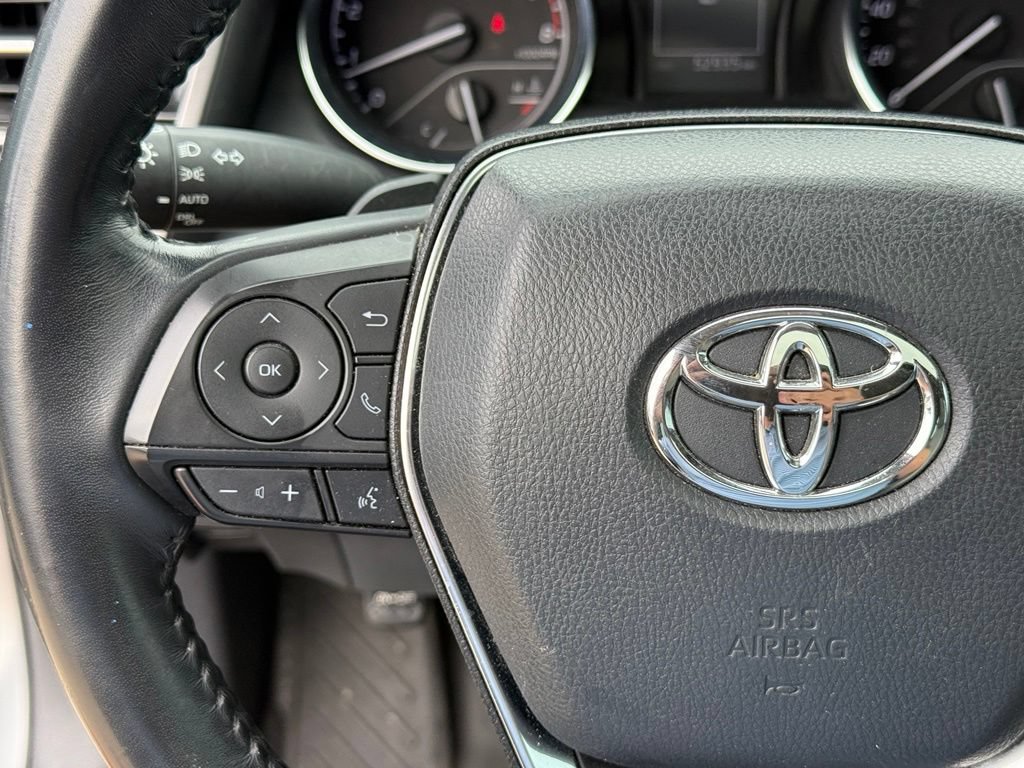 Used 2020 Toyota Camry SE FWD image 15
