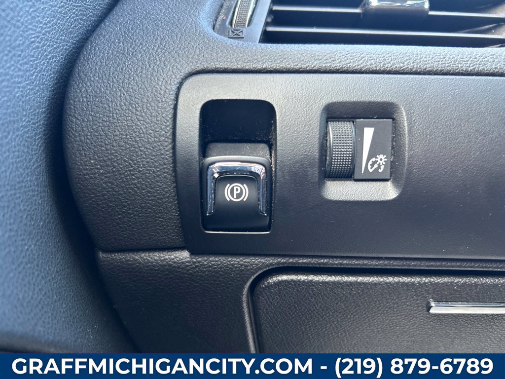 Used 2014 Chevrolet Impala LT FWD image 21
