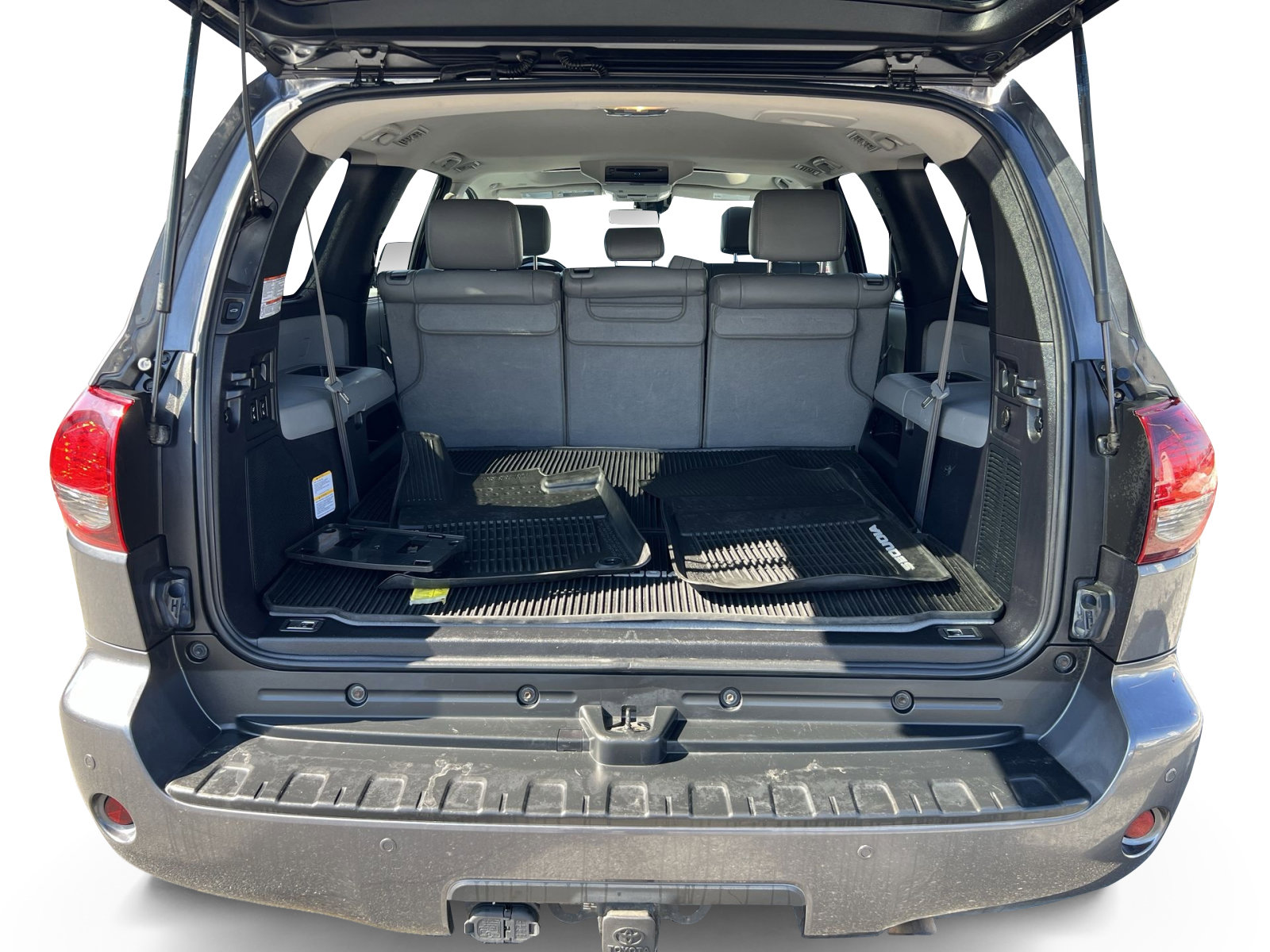 Used 2020 Toyota Sequoia Limited w/ Safety & Convenience Package image 26