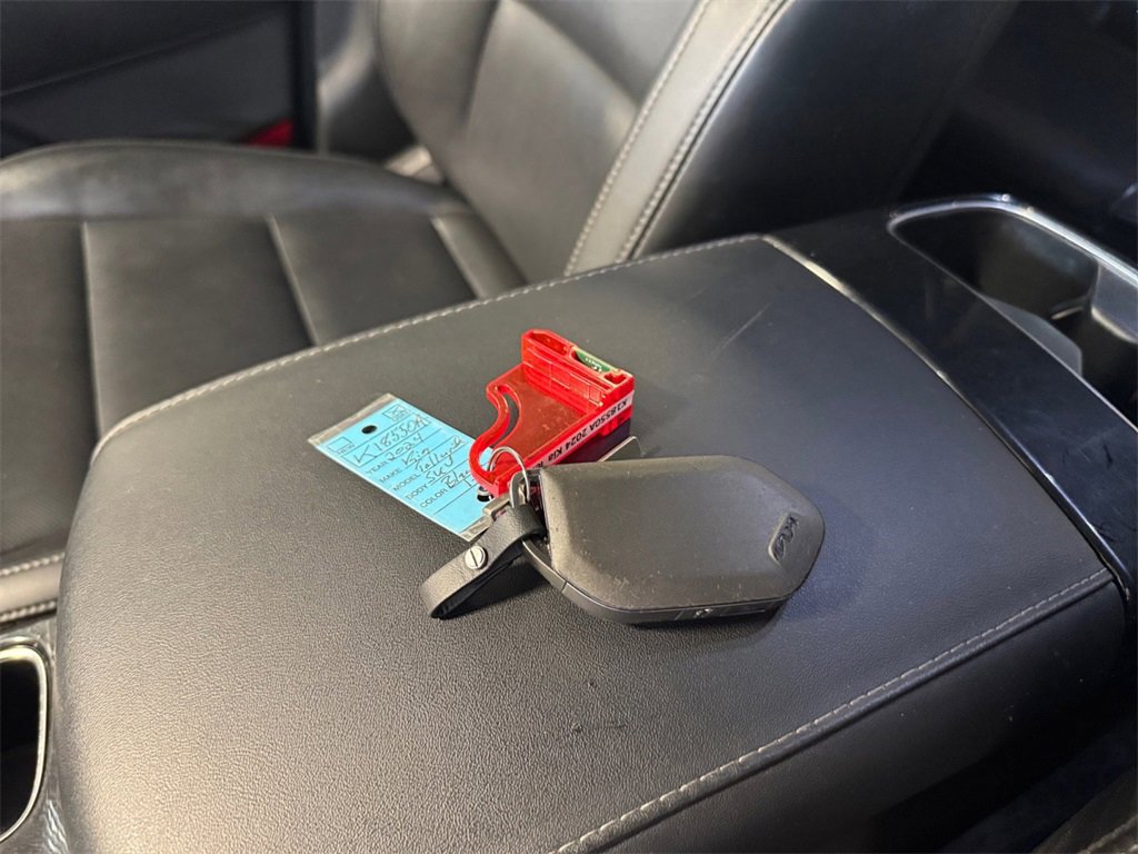 Certified 2024 Kia Telluride S w/ S Sunroof Package image 32