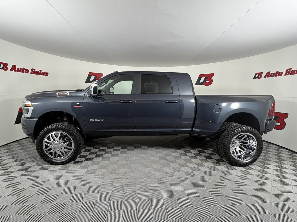 Used 2026 RAM 3500 Laramie w/ Towing Technology Group image 3