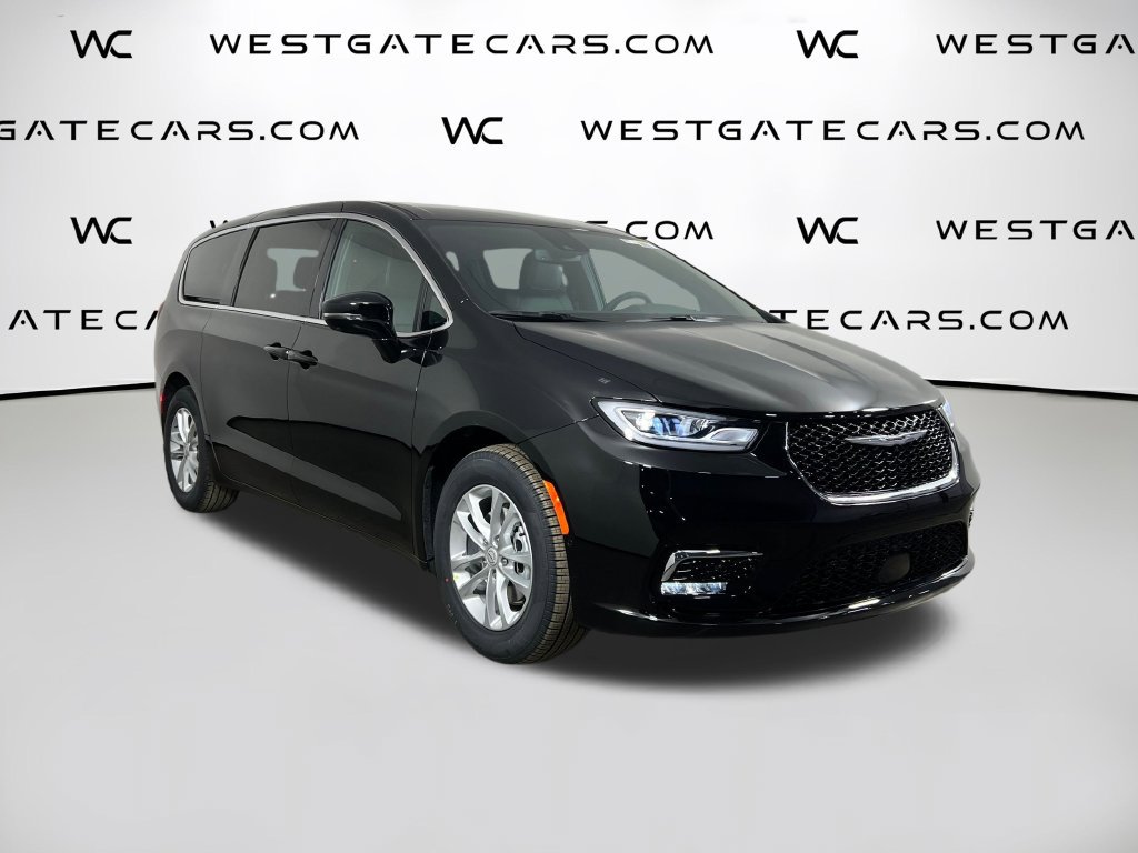 New 2026 Chrysler Pacifica Select FWD image 44
