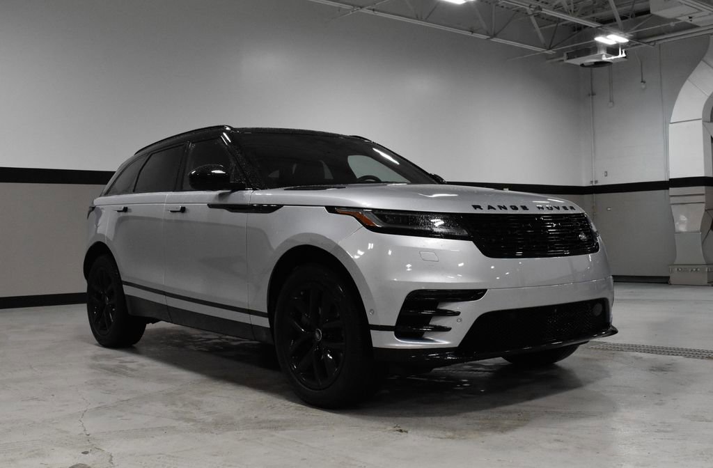 Used 2025 Land Rover Range Rover Velar Dynamic SE AWD/4WD image 7