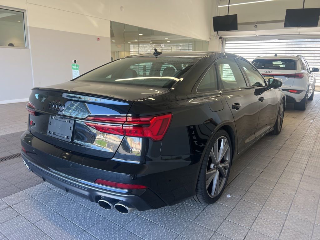 Used 2023 Audi S6 Premium Plus w/ Premium Plus Package image 8