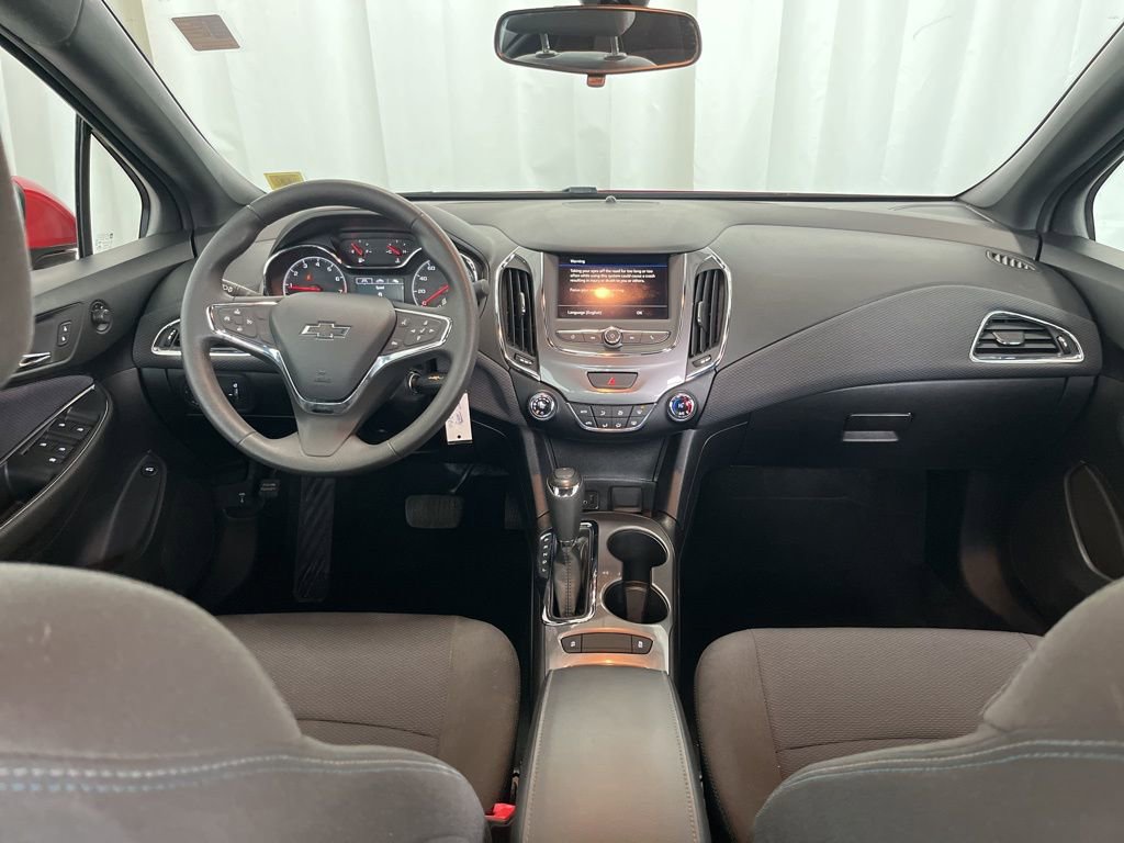 Used 2019 Chevrolet Cruze LT w/ RS Package image 9