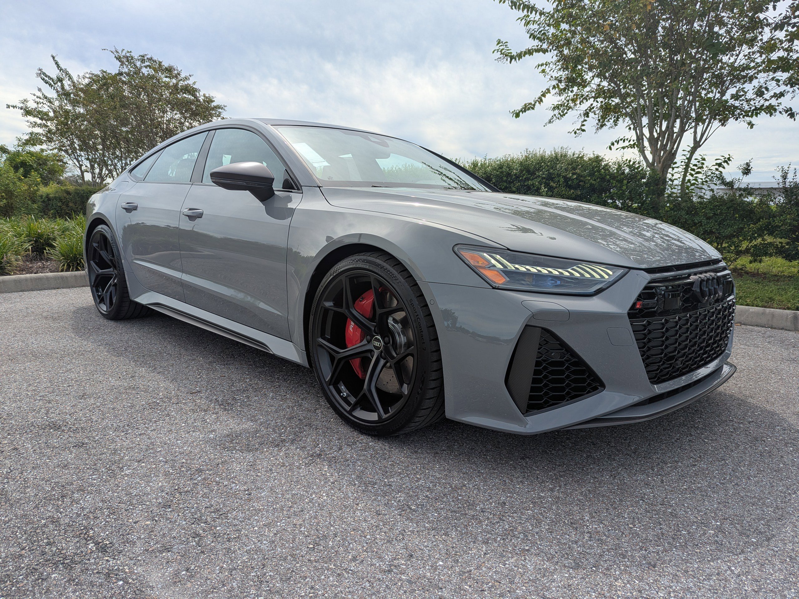 New 2025 Audi RS 7 Performance