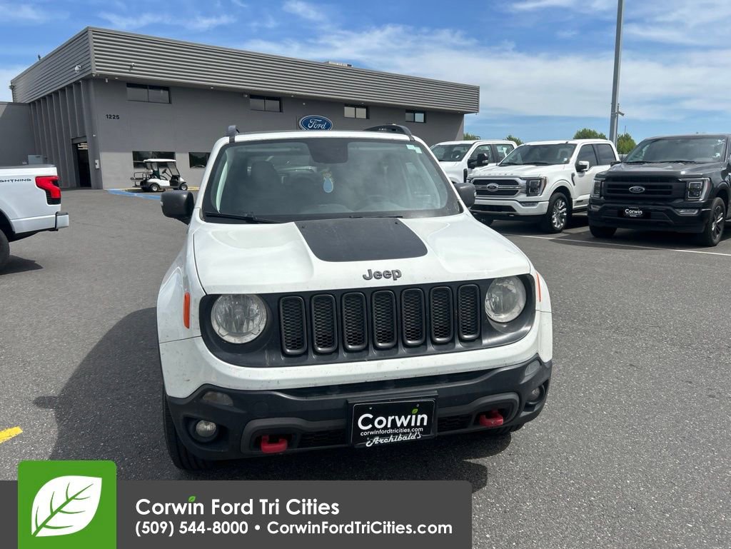 Used 2018 Jeep Renegade Trailhawk AWD/4WD video 3