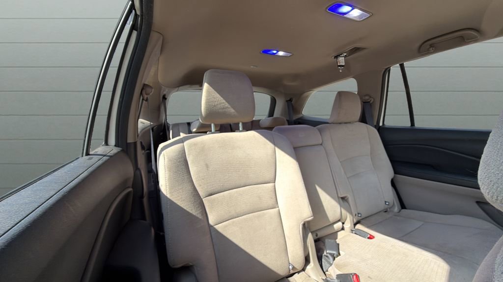 Used 2017 Honda Pilot EX image 31