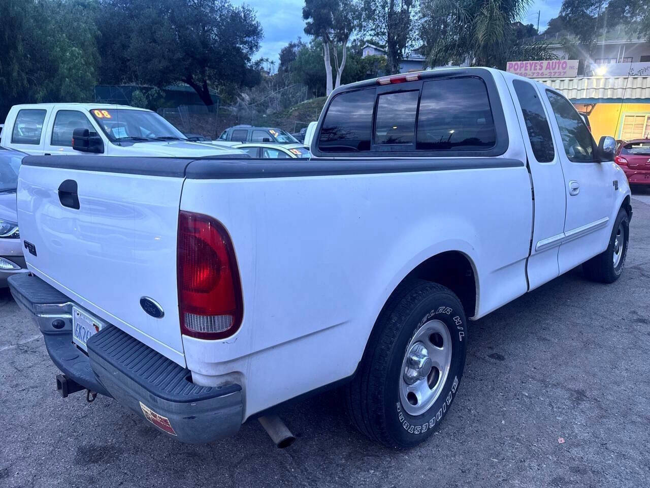 Used 2000 Ford F150 XLT RWD image 2