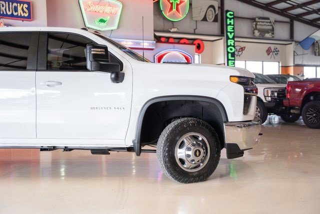 Used 2022 Chevrolet Silverado 3500 LT w/ Convenience Package image 8