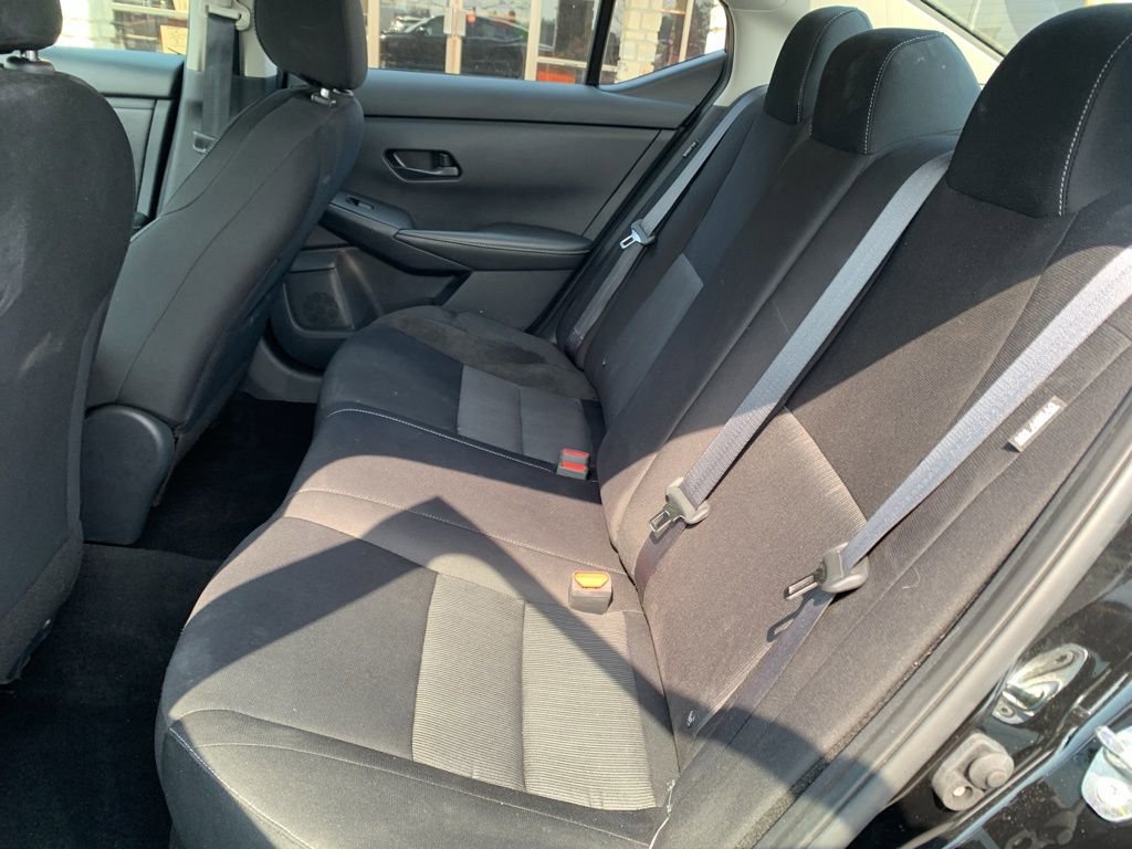 Used 2025 Nissan Sentra SV FWD image 13