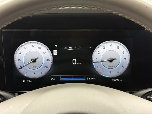 Used 2024 Hyundai Elantra SEL w/ Convenience Package image 16