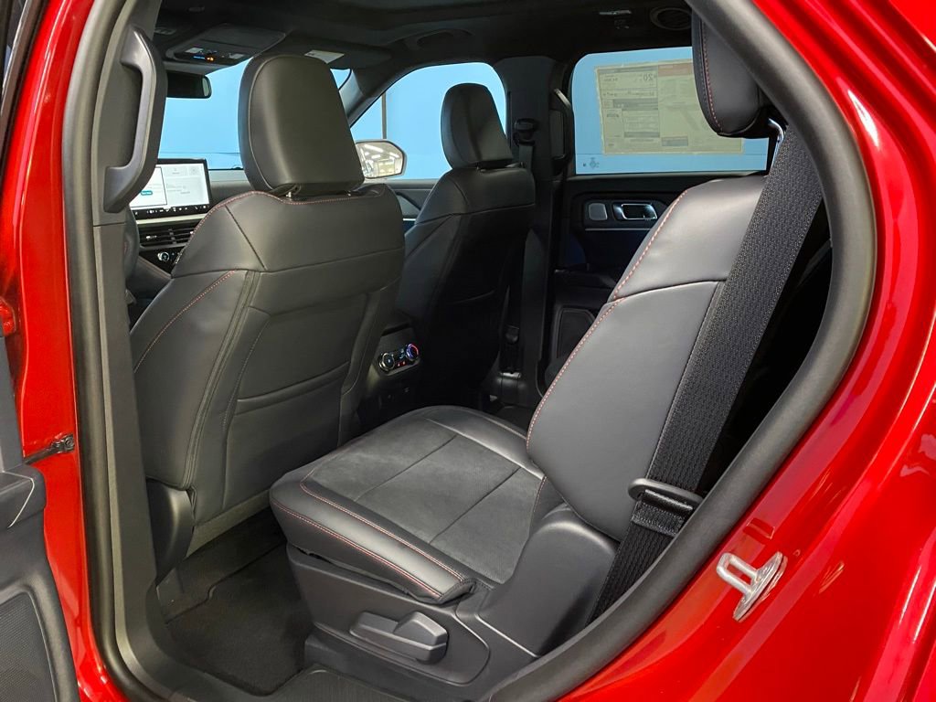 New 2026 Ford Explorer ST w/ Sun And Sound Package image 28