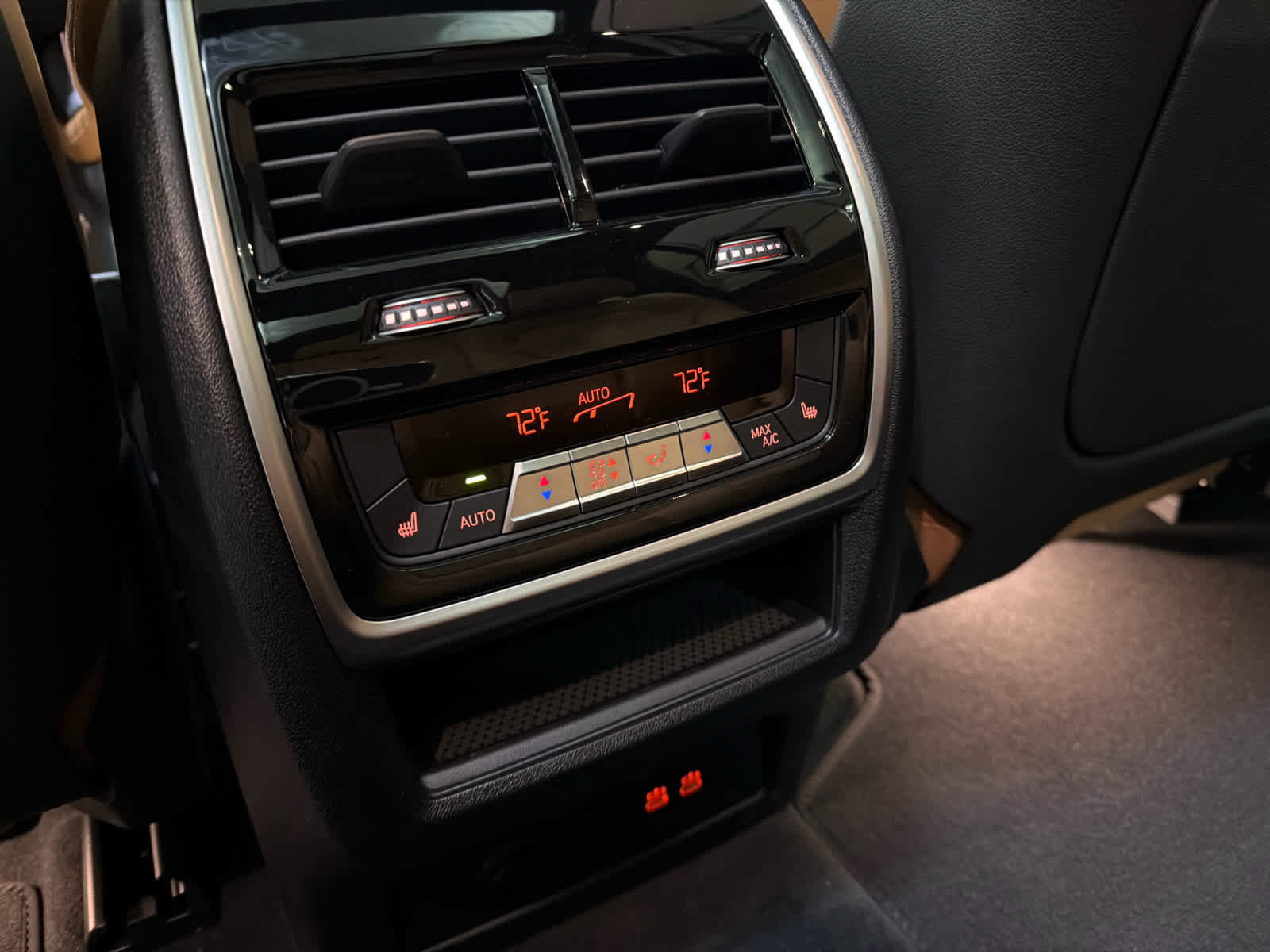 New 2026 BMW X7 xDrive40i w/ M Sport Package image 19