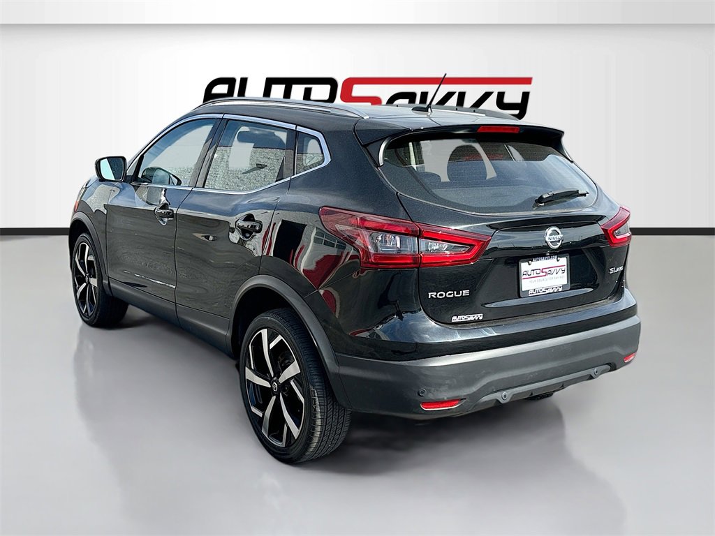 Used 2022 Nissan Rogue Sport SL w/ Premium Package image 5