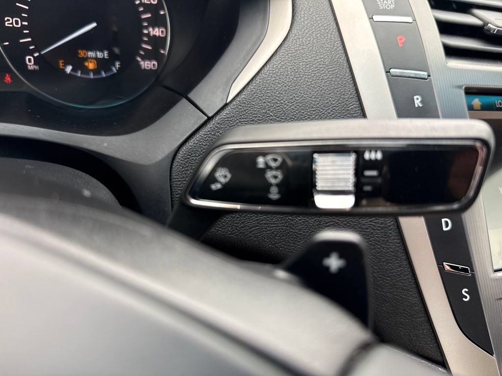 Used 2017 Lincoln MKZ Select FWD image 17