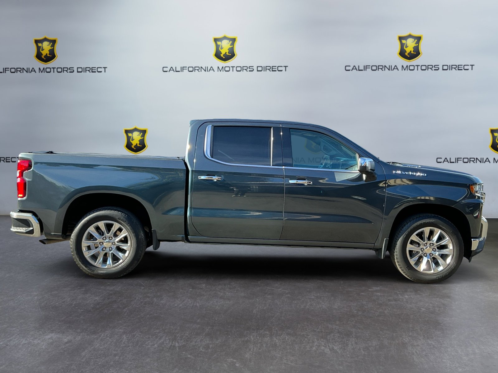 Used 2021 Chevrolet Silverado 1500 LTZ w/ LTZ Premium Package image 4