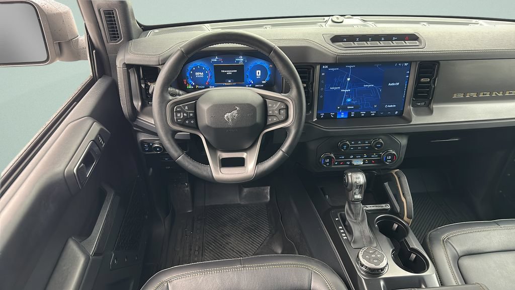 Used 2025 Ford Bronco Badlands AWD/4WD image 12