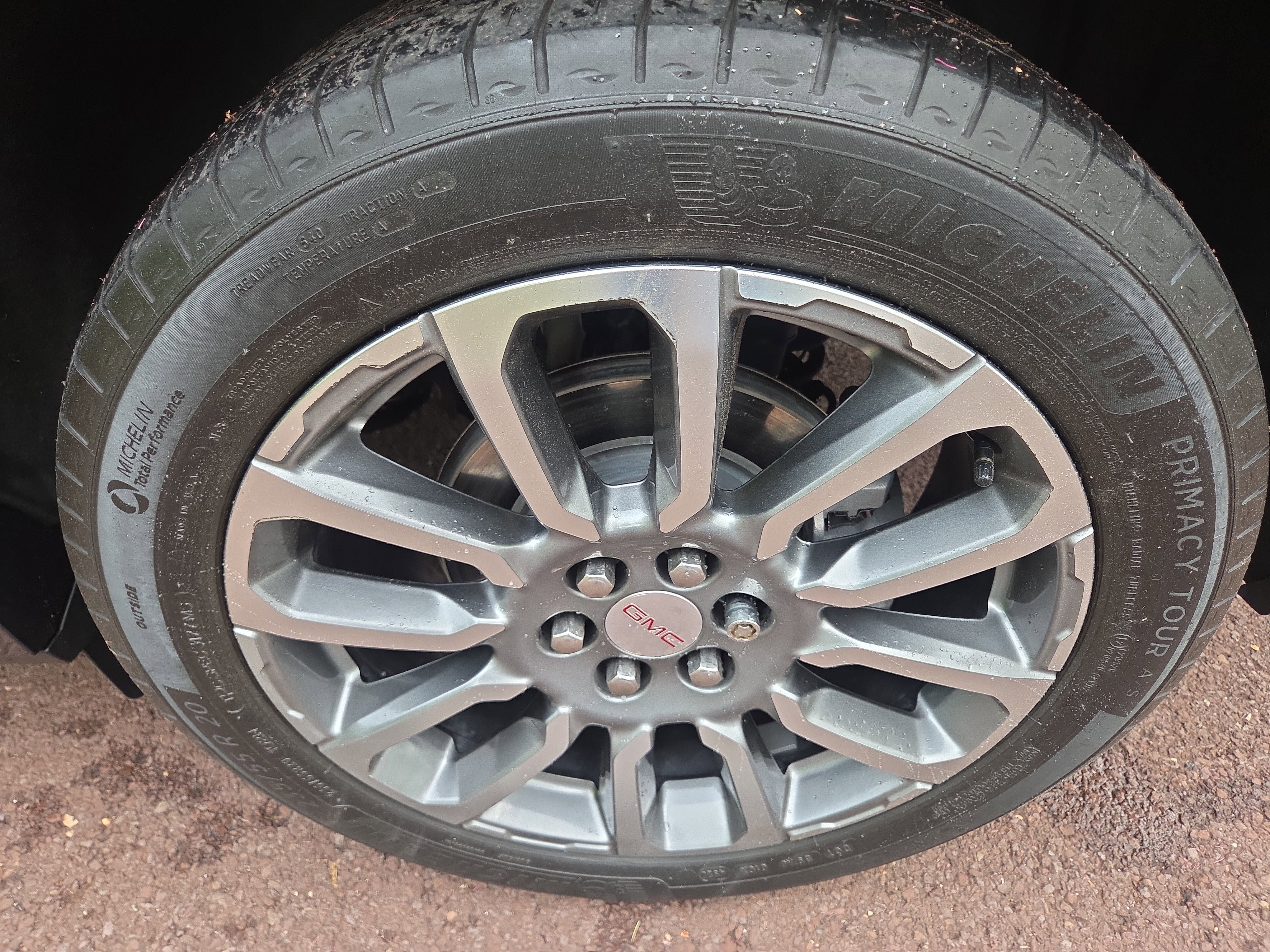 Used 2021 GMC Acadia Denali w/ Denali Ultimate Package AWD/4WD image 11