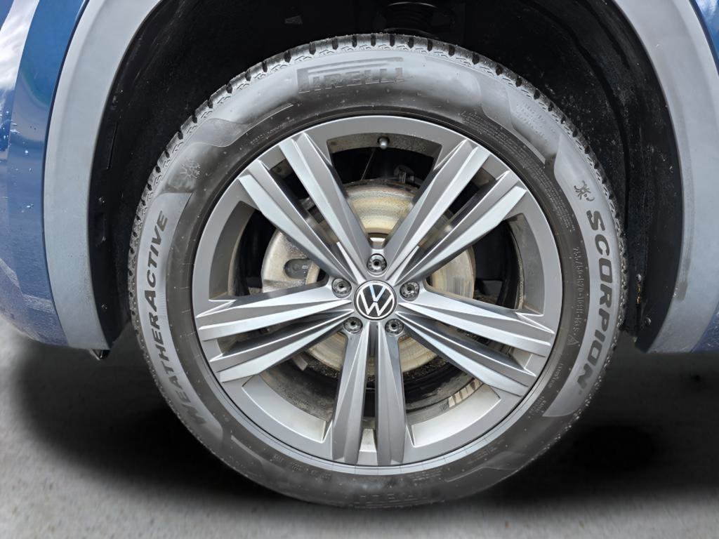 Used 2020 Volkswagen Atlas Cross Sport SE w/ Panoramic Sunroof Package image 11