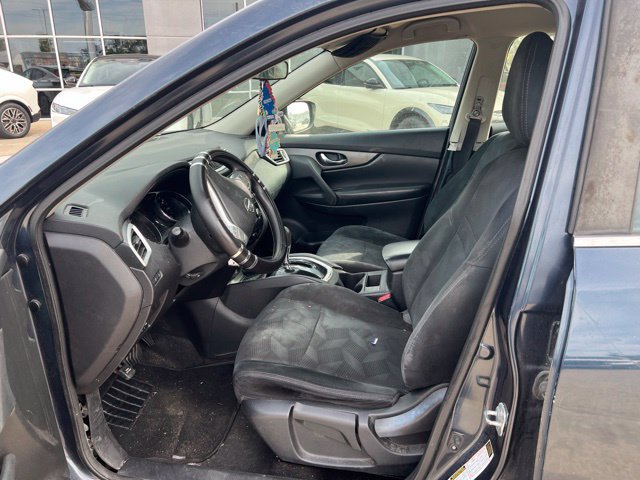 Used 2016 Nissan Rogue S AWD/4WD image 12