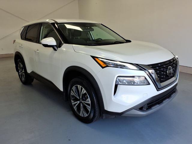 Used 2021 Nissan Rogue SV FWD image 1