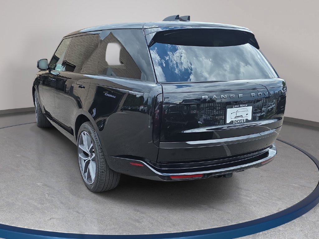 New 2026 Land Rover Range Rover Long Wheelbase SE AWD/4WD image 7